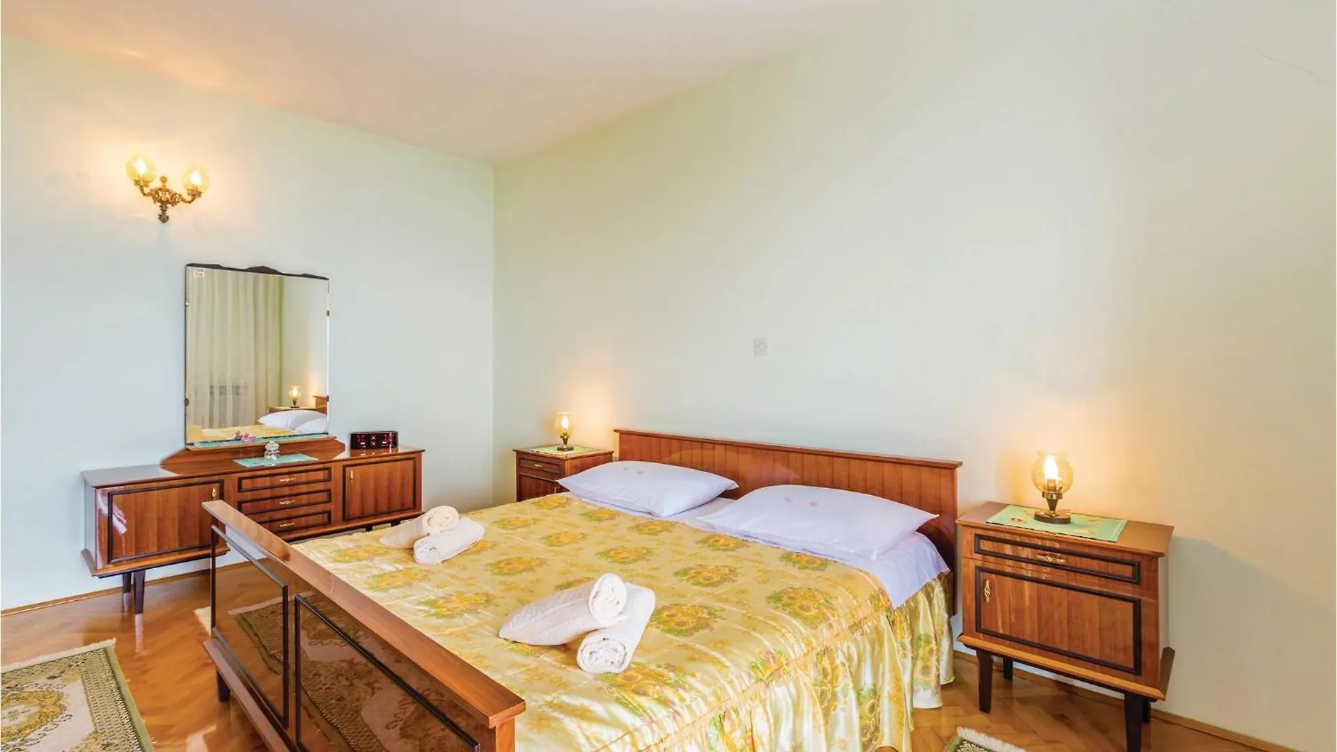 2 Bedroom Lovely Apartment In Lovran Croatia