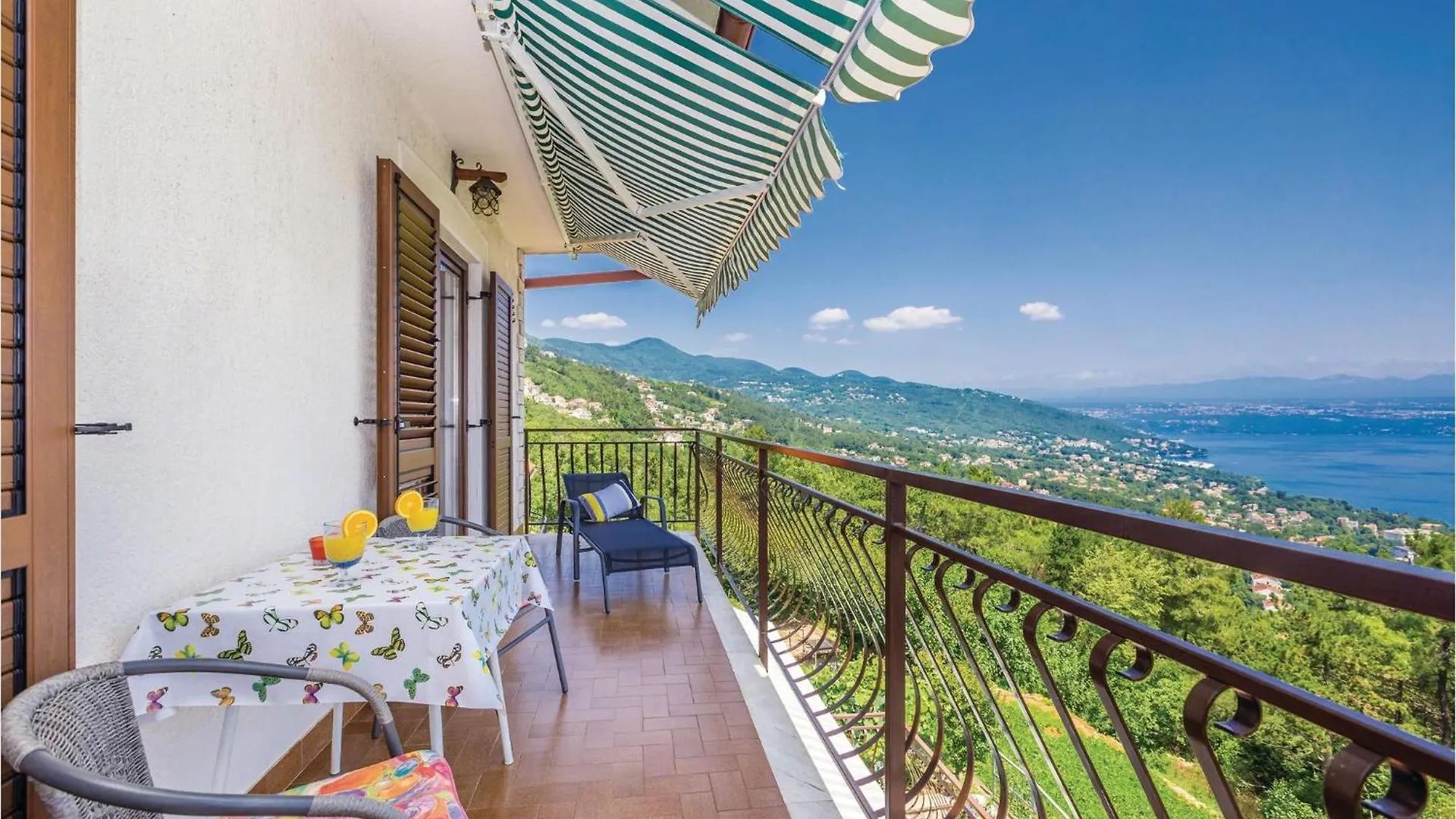 2 Bedroom Lovely Apartment In Lovran