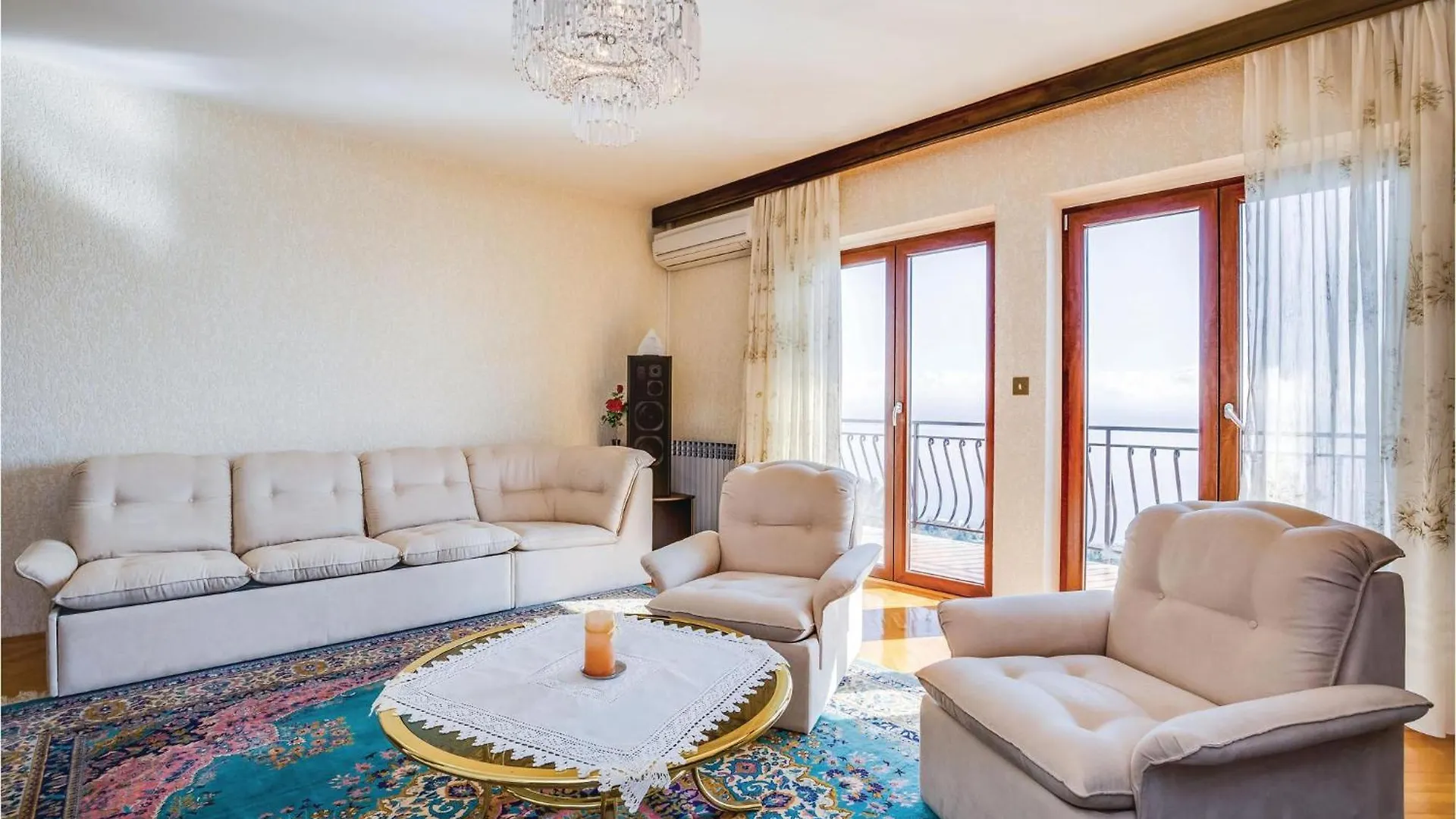 2 Bedroom Lovely Apartment In Lovran