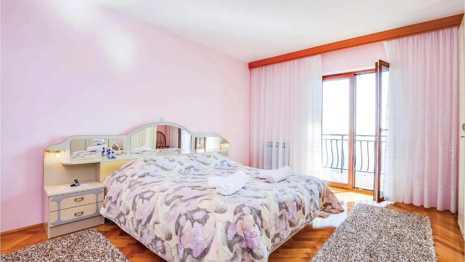 2 Bedroom Lovely Apartment In Lovran